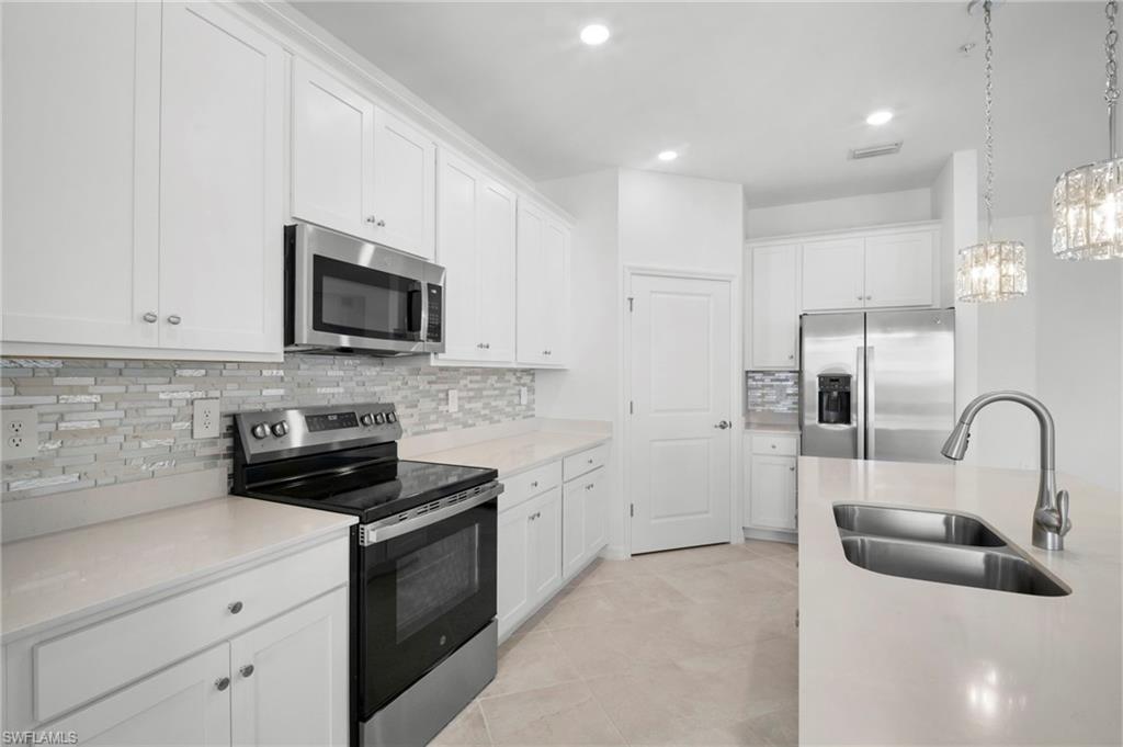 IBIS LANDING - Residential Lease