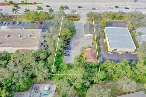27831 S Tamiami TRL 835 BONITA SPRINGS FL 34134