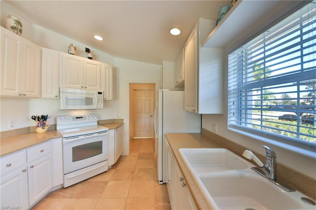 VILLAGE WALK OF BONITA SPRINGS - Residential