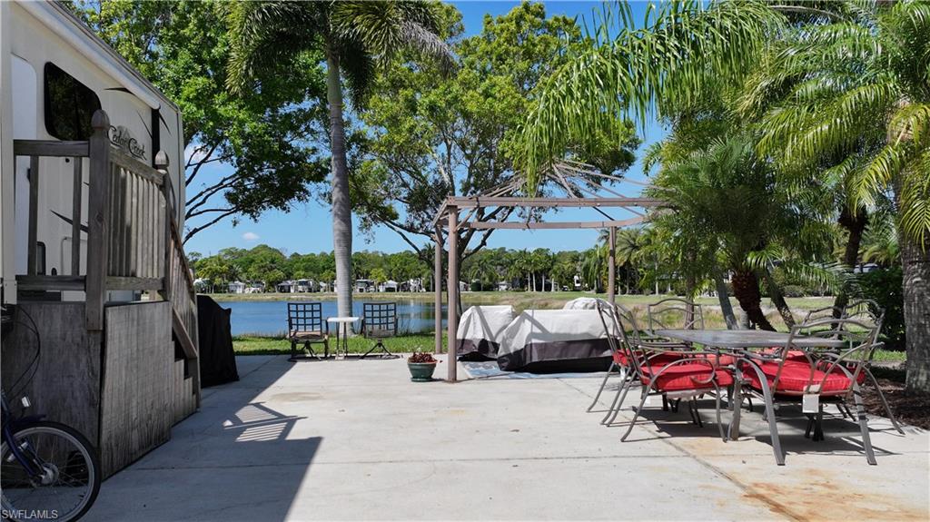 CYPRESS WOODS RV RESORT - Land