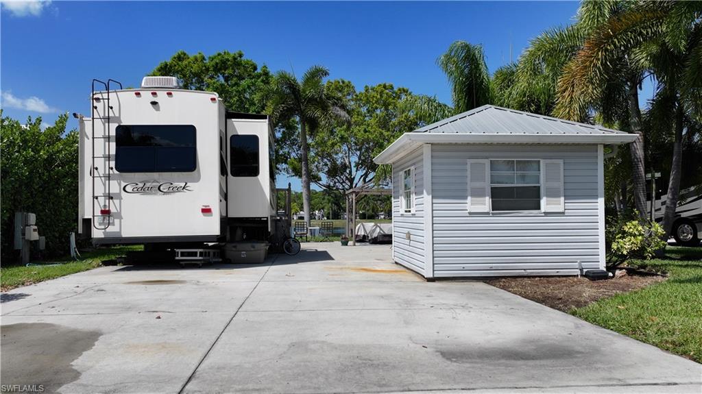 CYPRESS WOODS RV RESORT - Land
