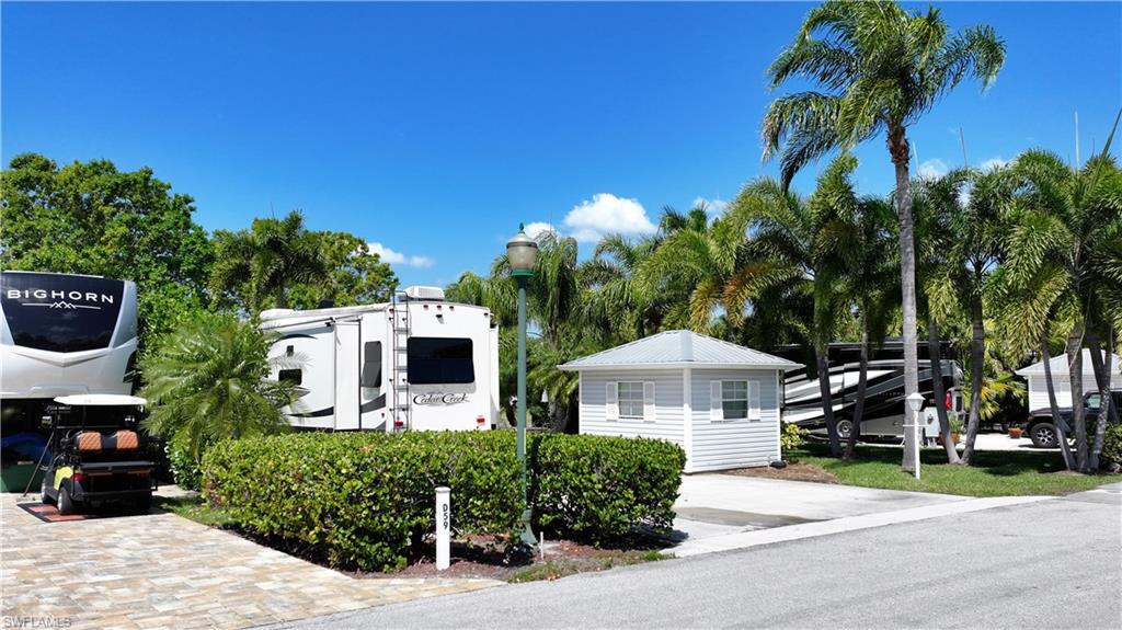 CYPRESS WOODS RV RESORT - Land