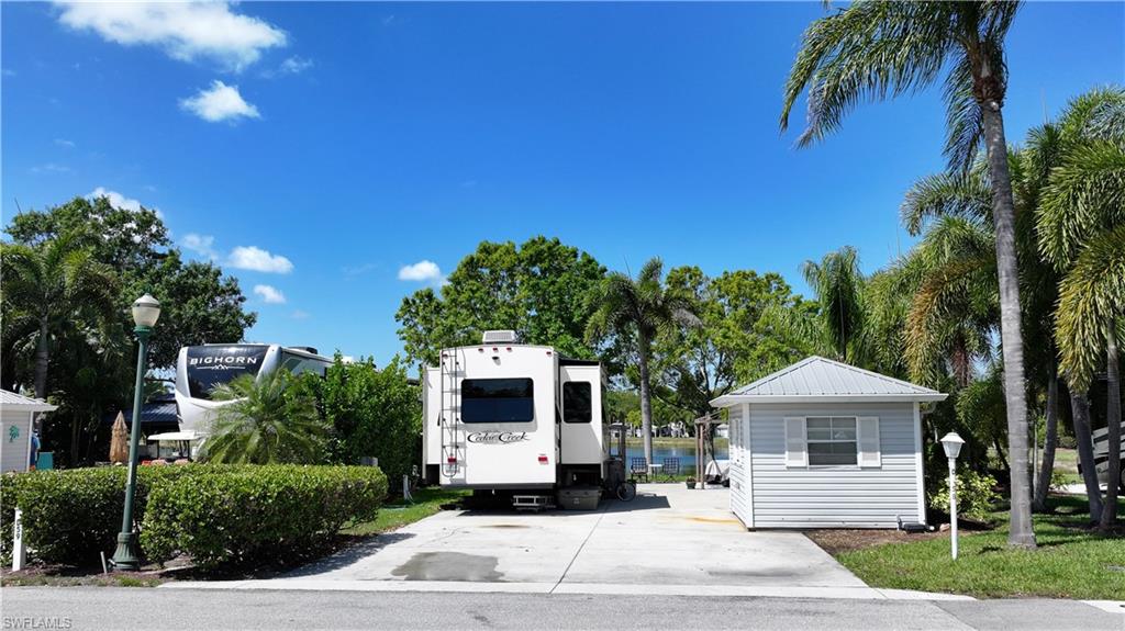 CYPRESS WOODS RV RESORT - Land