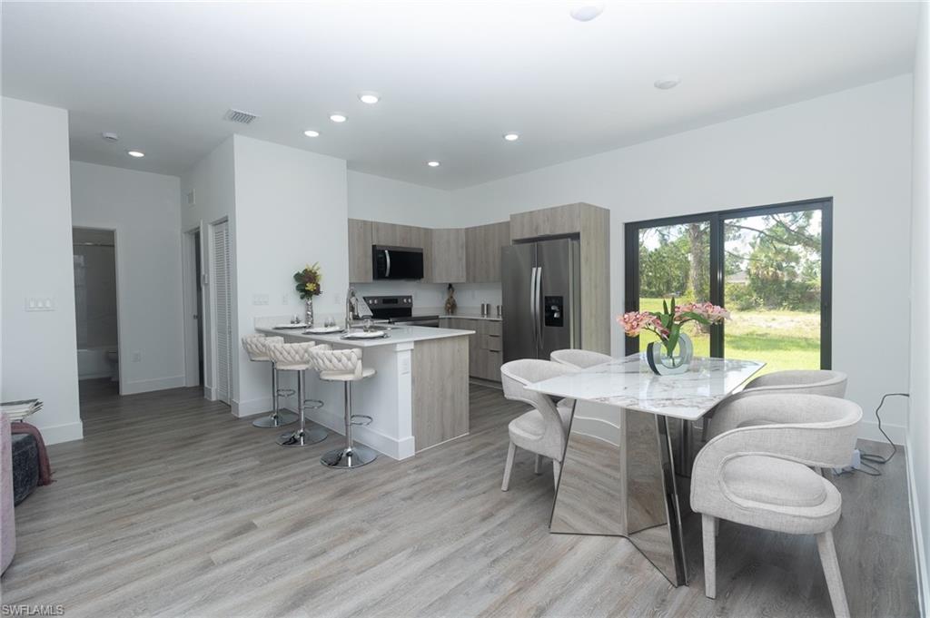 PORT LABELLE - Residential Lease