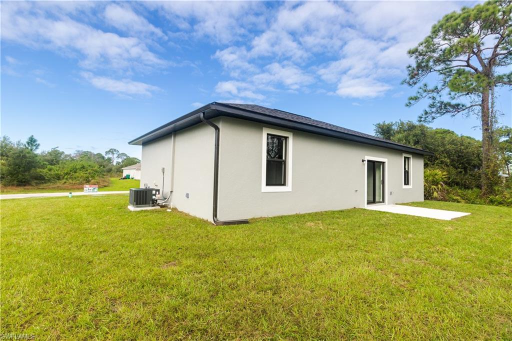 PORT LABELLE - Residential Lease