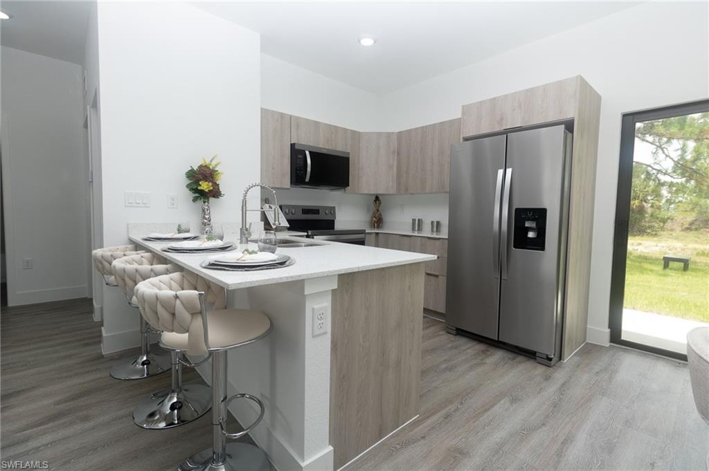 PORT LABELLE - Residential Lease