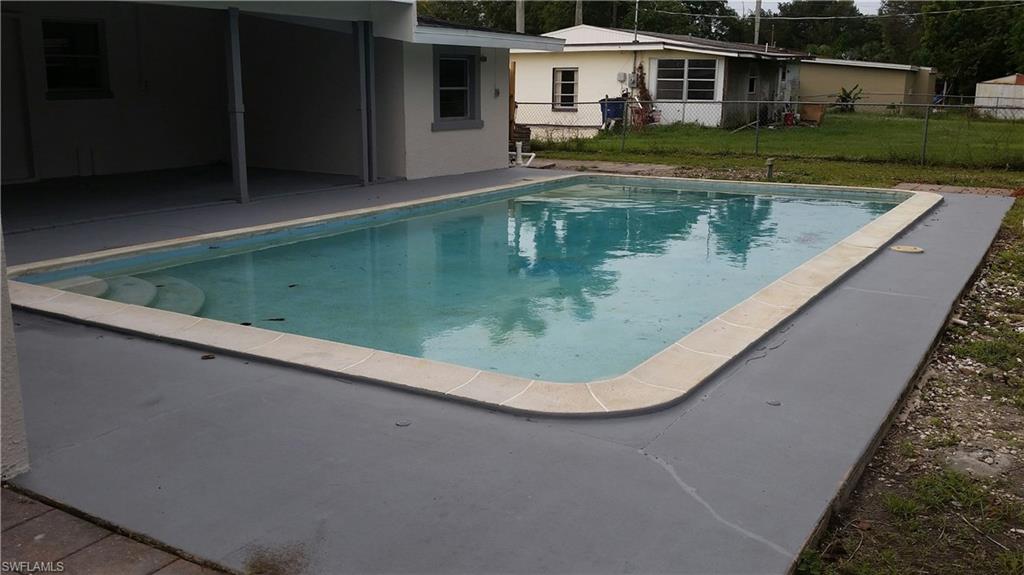 ALABAMA GROVE TERRACE - Residential