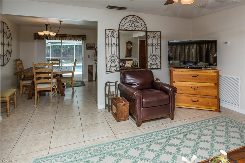 CYPRESS LAKE ESTATES - Residential