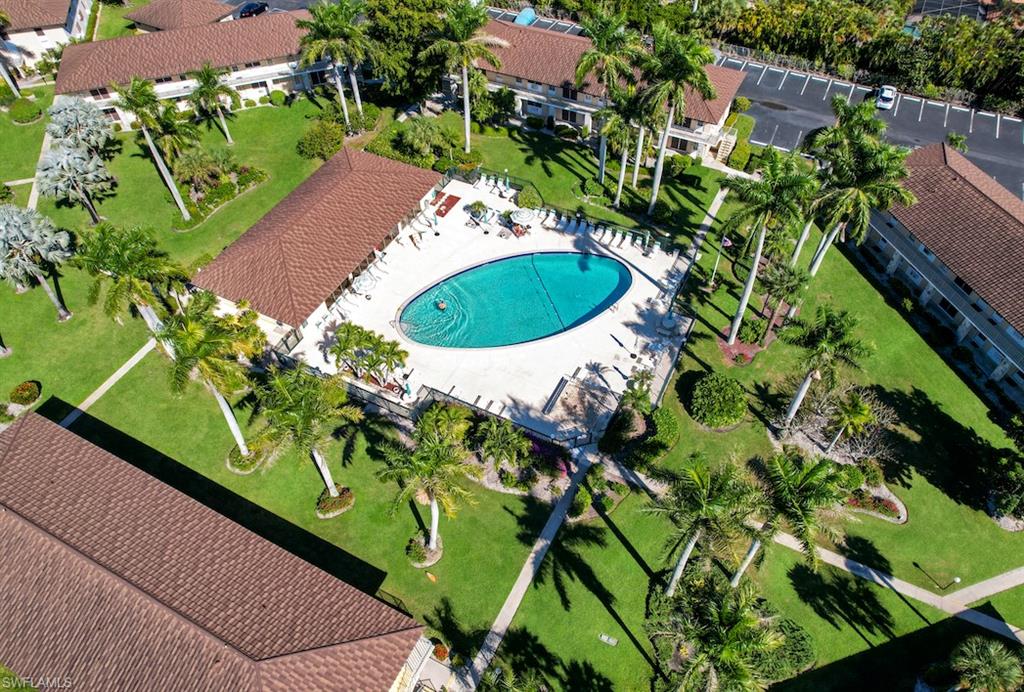AQUARIUS APTS OF MARCO ISLAND - Residential