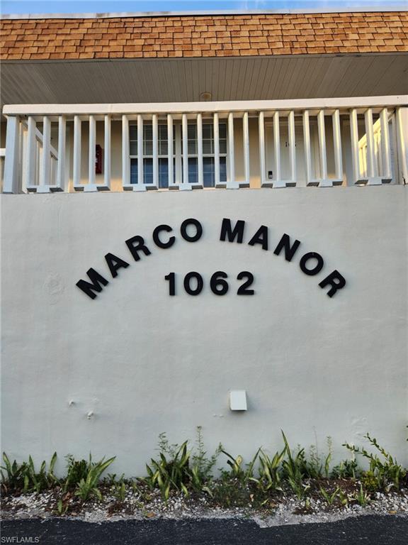 MARCO MANOR CLUB - Residential