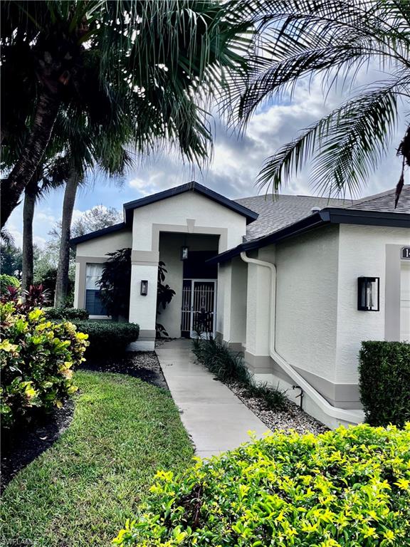 VILLAS AT OLDE HICKORY - Residential