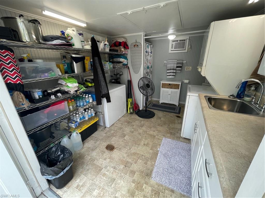 CYPRESS WOODS RV RESORT - Land