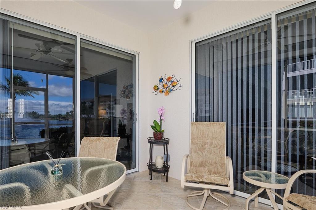 SUTTON WALK - Residential