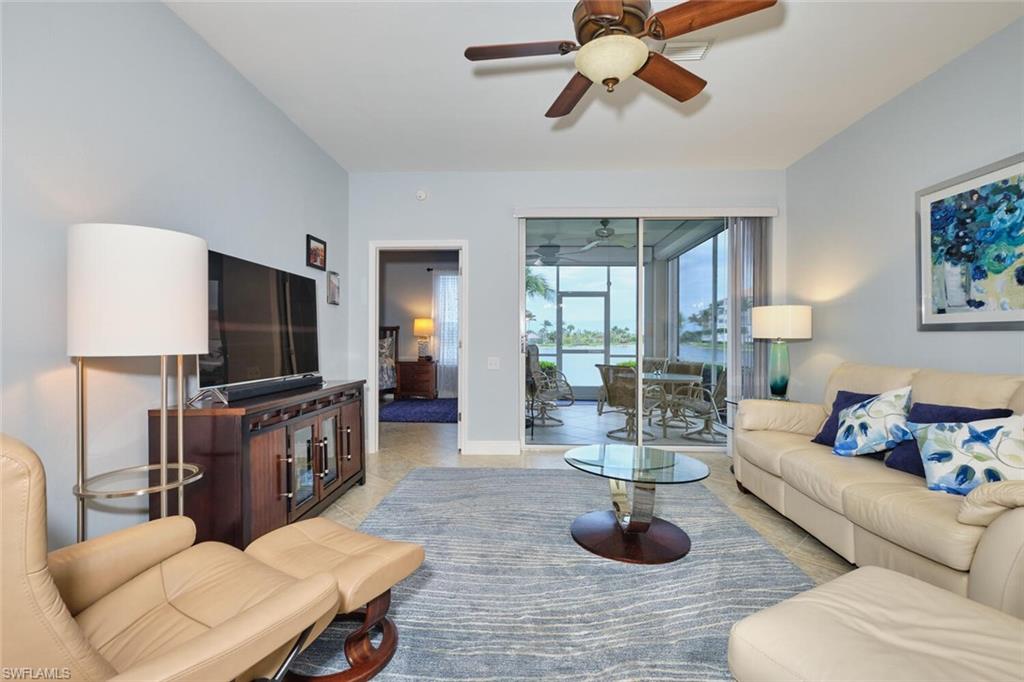 SUTTON WALK - Residential