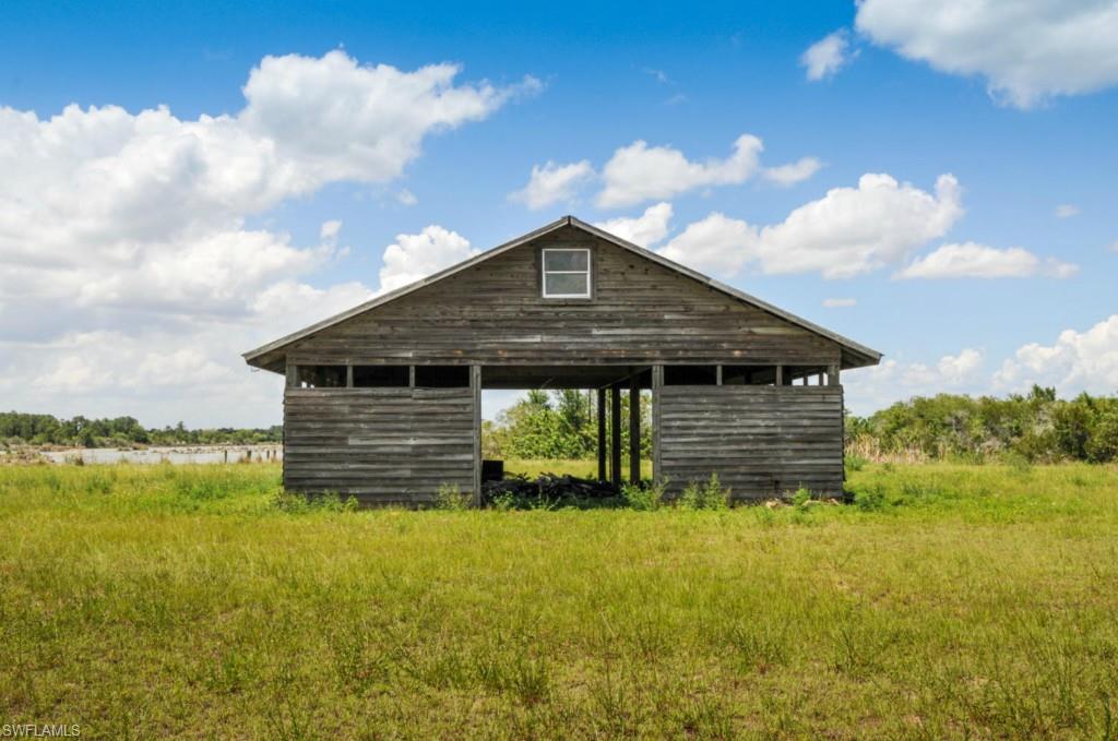 ACREAGE - Residential