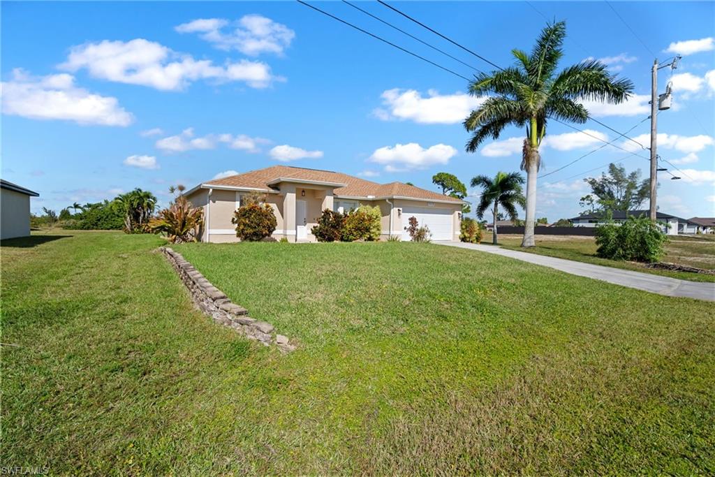 CAPE CORAL - Residential
