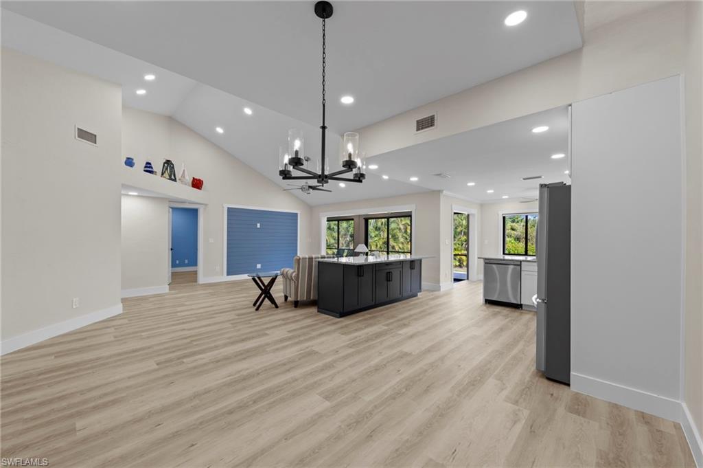 FOREST VILLAS - Residential