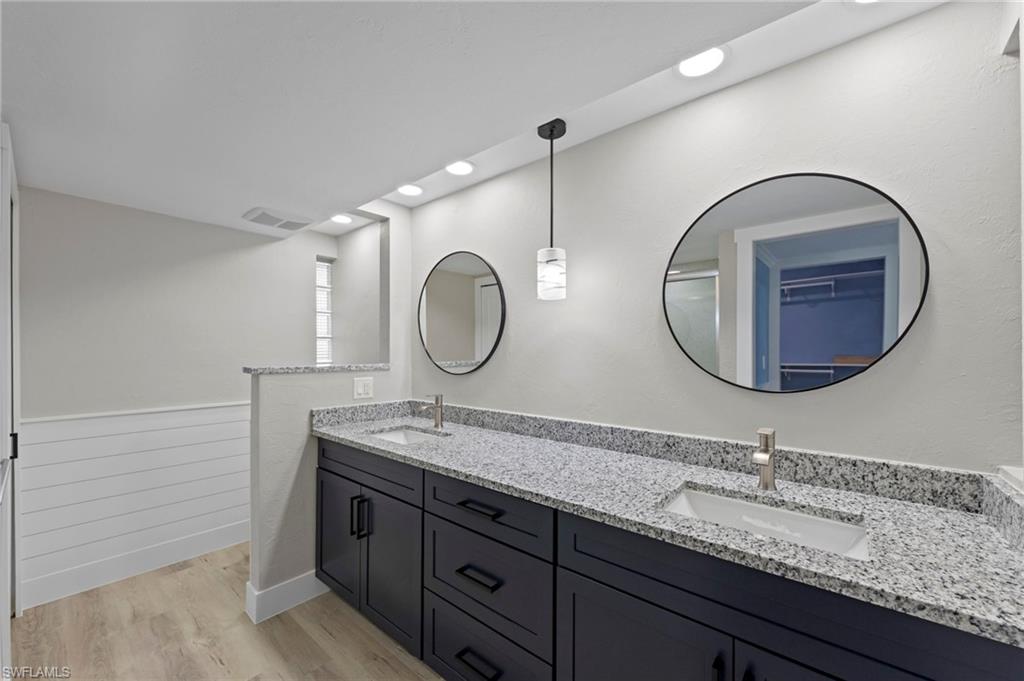 FOREST VILLAS - Residential