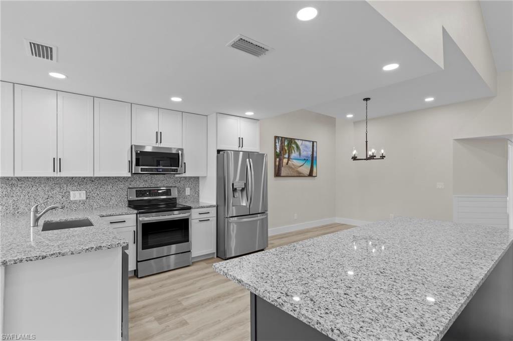 FOREST VILLAS - Residential