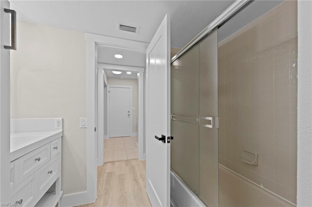 FOREST VILLAS - Residential