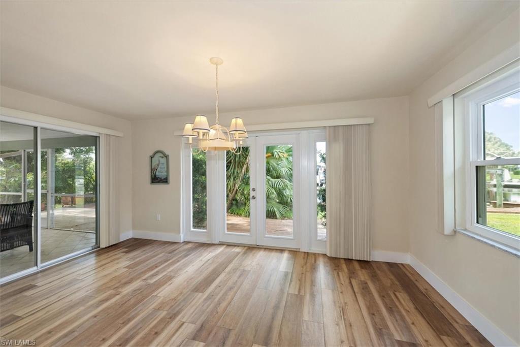 YACHT CLUB COLONY - Residential