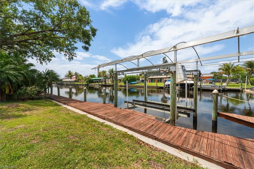 YACHT CLUB COLONY - Residential