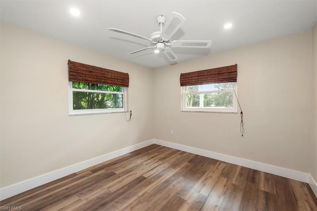 YACHT CLUB COLONY - Residential