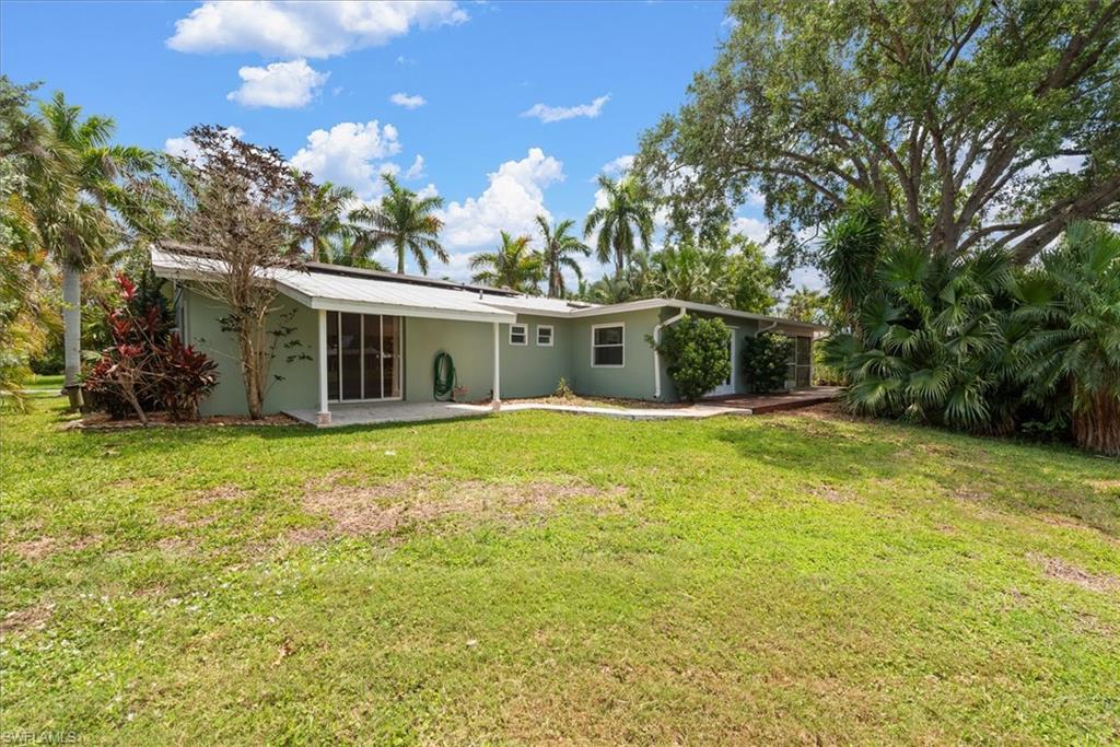 YACHT CLUB COLONY - Residential