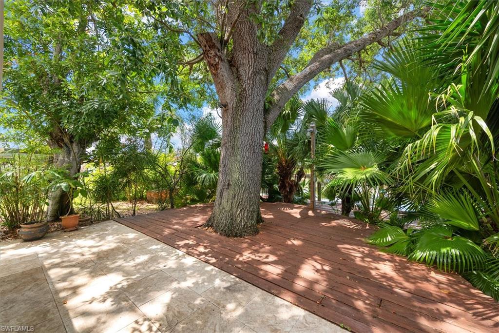 YACHT CLUB COLONY - Residential