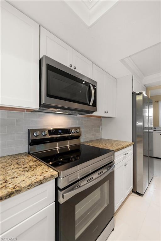 YACHT CLUB COLONY - Residential