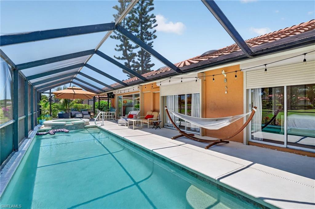 SPANISH WELLS - Residential