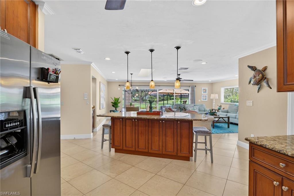 SPANISH WELLS - Residential