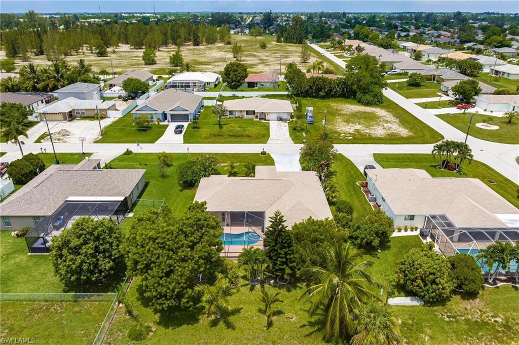 CAPE CORAL - Residential