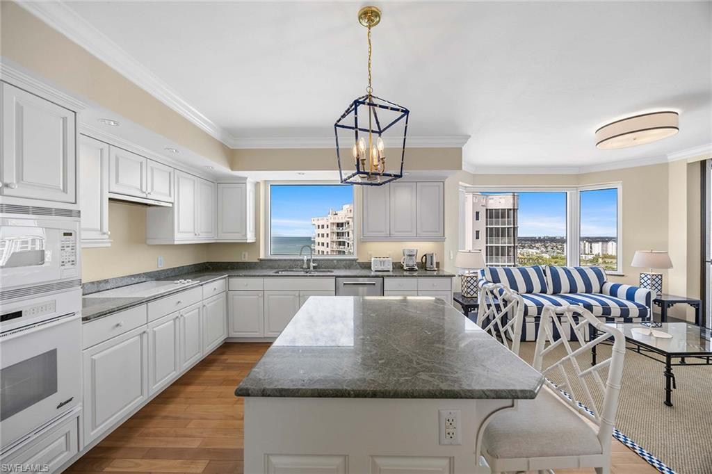 CARLYSLE AT BAY COLONY - Residential Lease