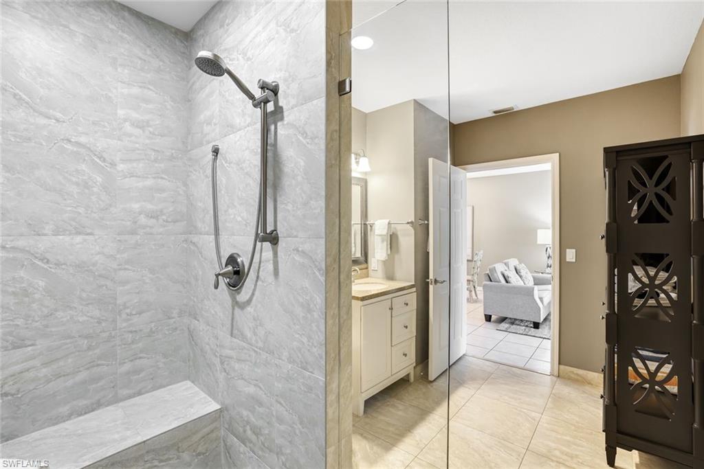 OLDE MARCO INN - Residential