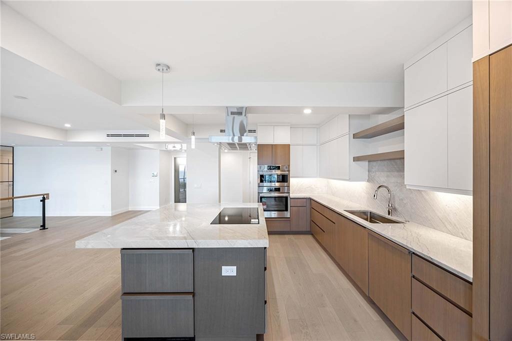 PARK PLAZA - Residential