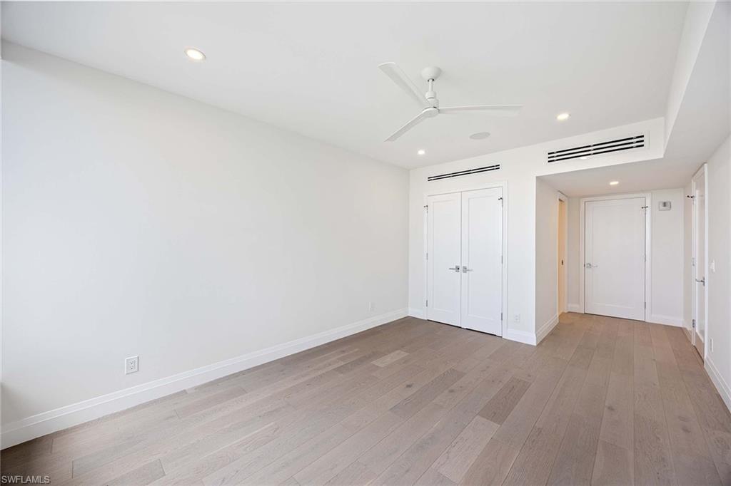 PARK PLAZA - Residential