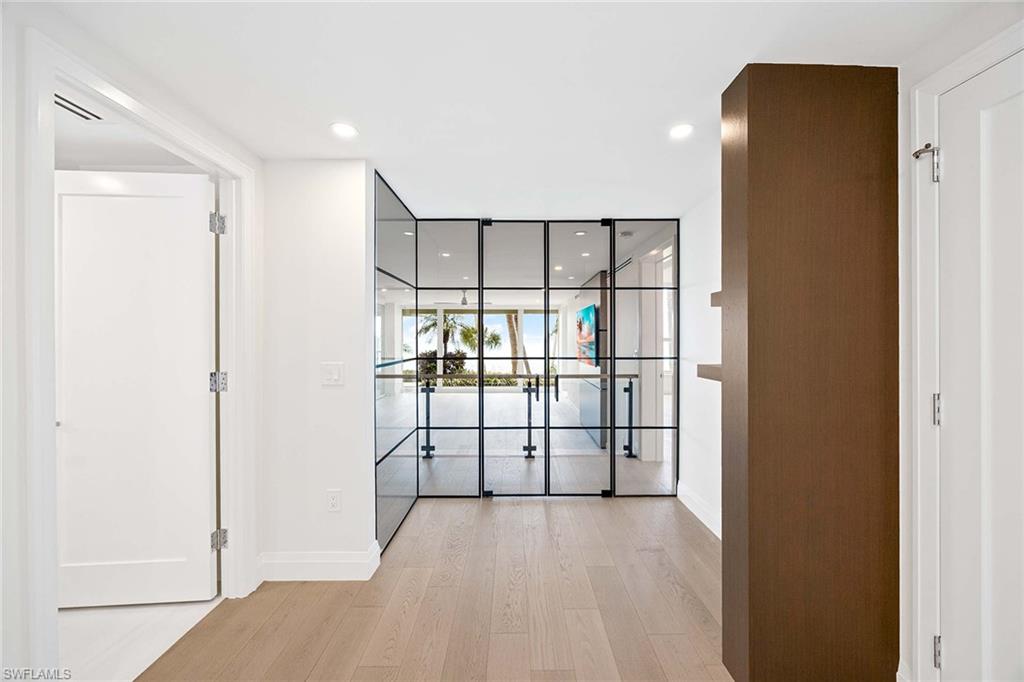 PARK PLAZA - Residential