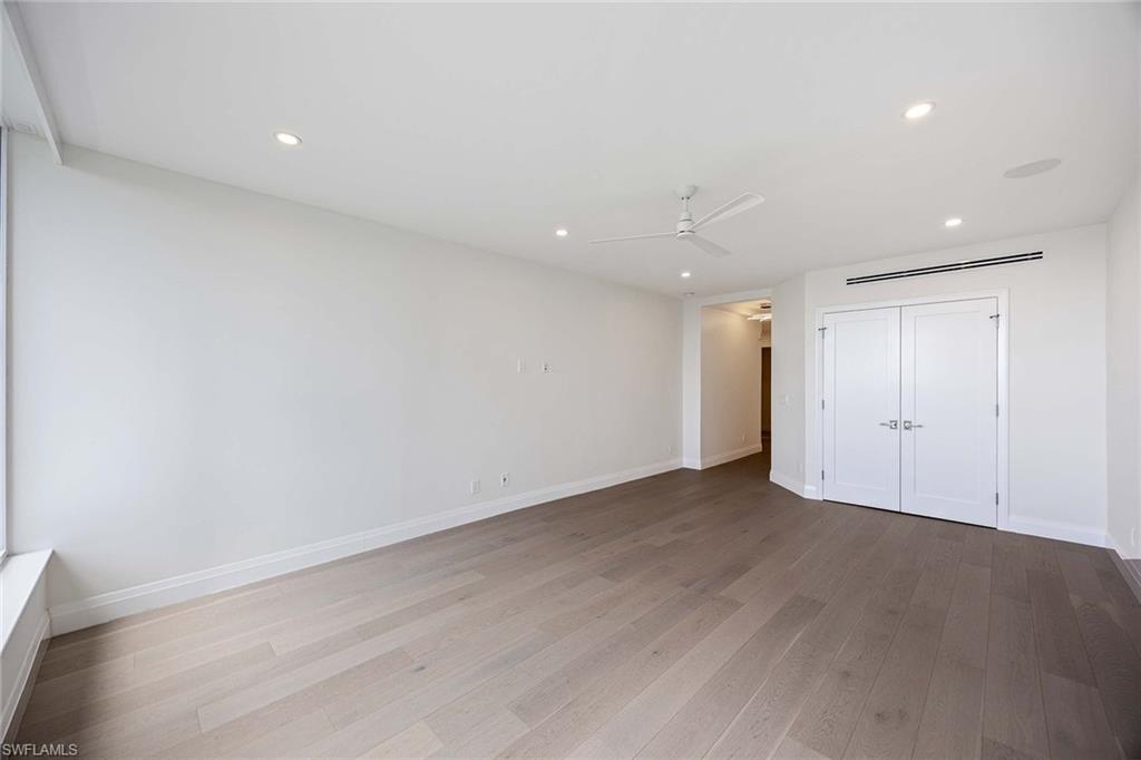 PARK PLAZA - Residential