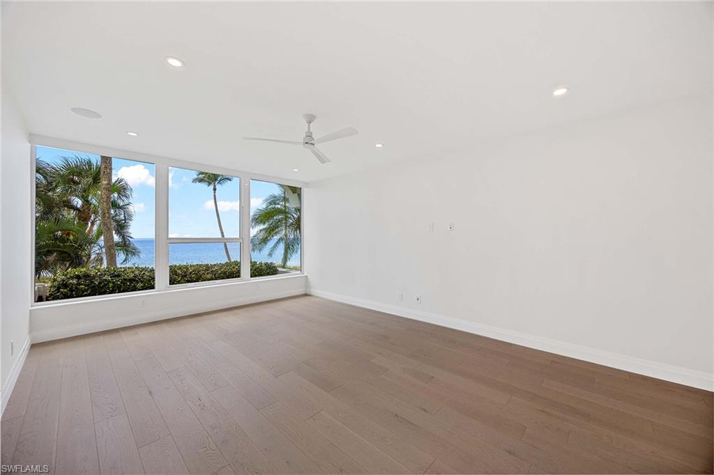 PARK PLAZA - Residential