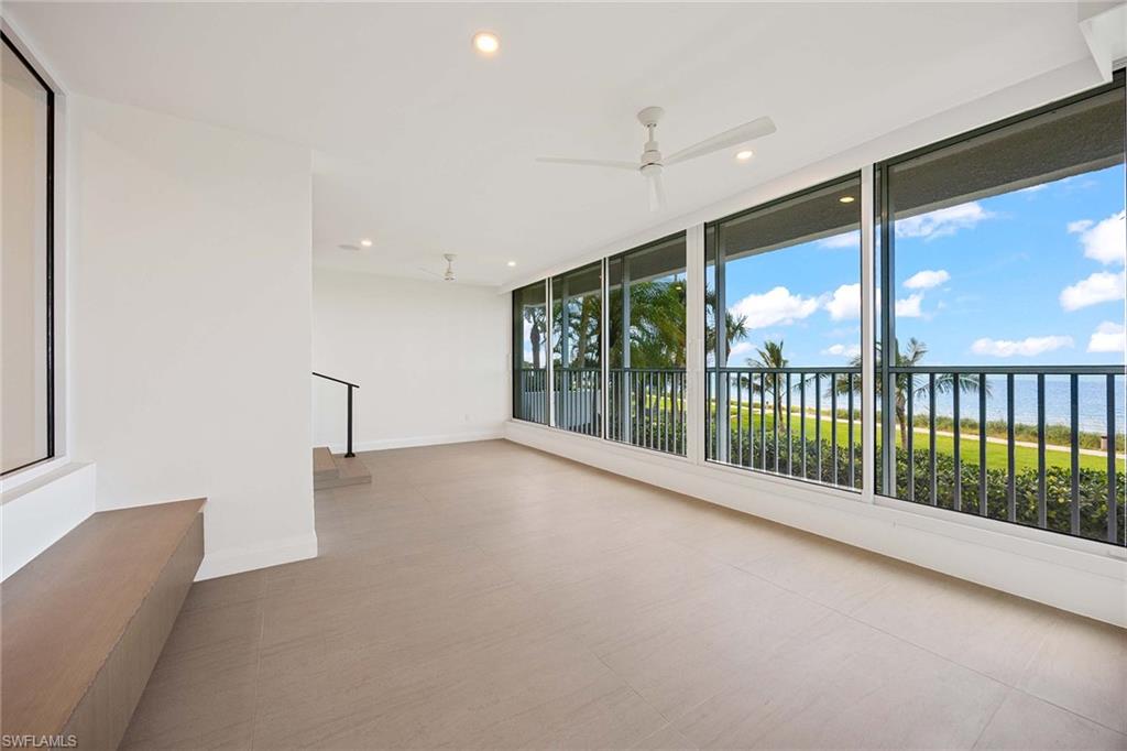 PARK PLAZA - Residential