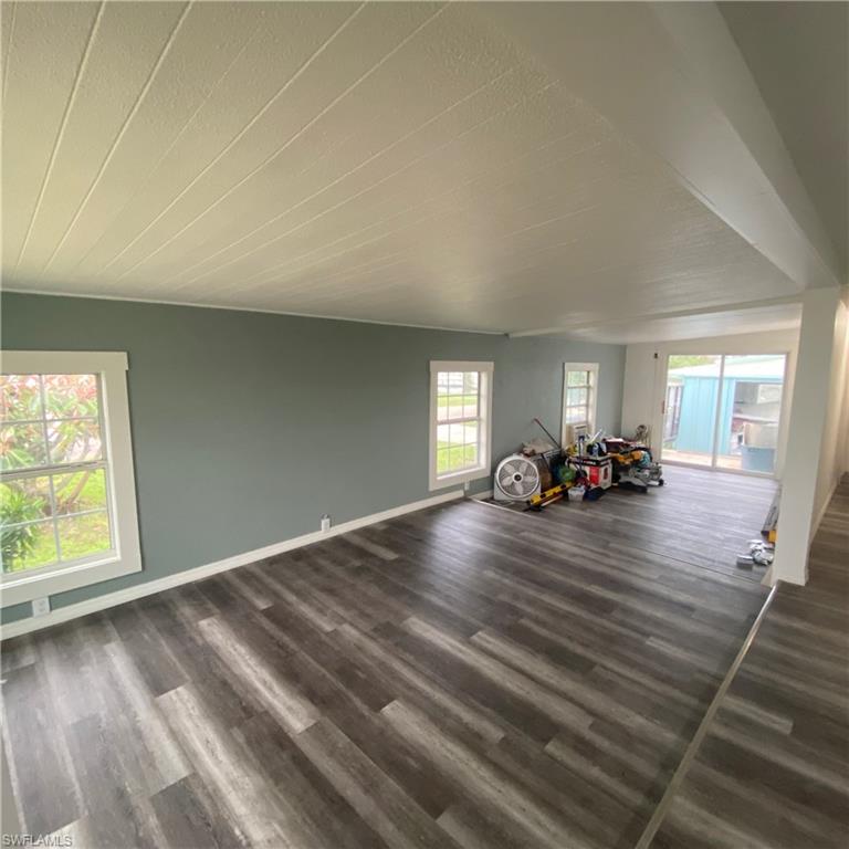 MOBILE MANOR - Residential