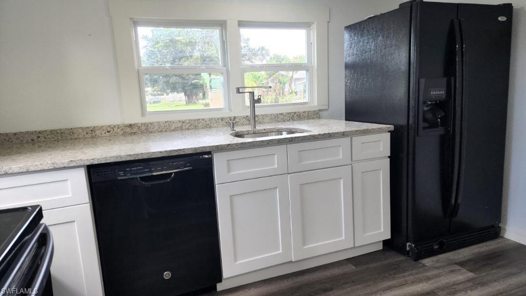 MOBILE MANOR - Residential