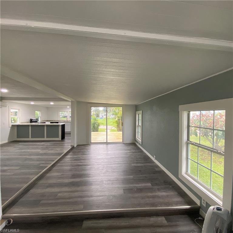 MOBILE MANOR - Residential