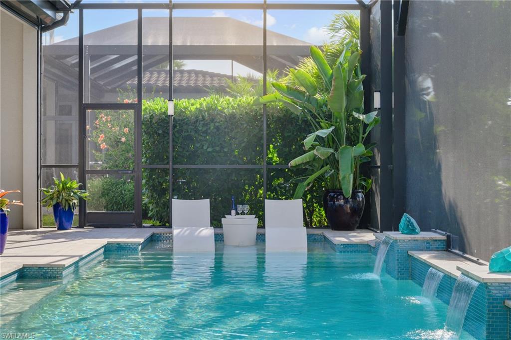 ESPLANADE - Residential