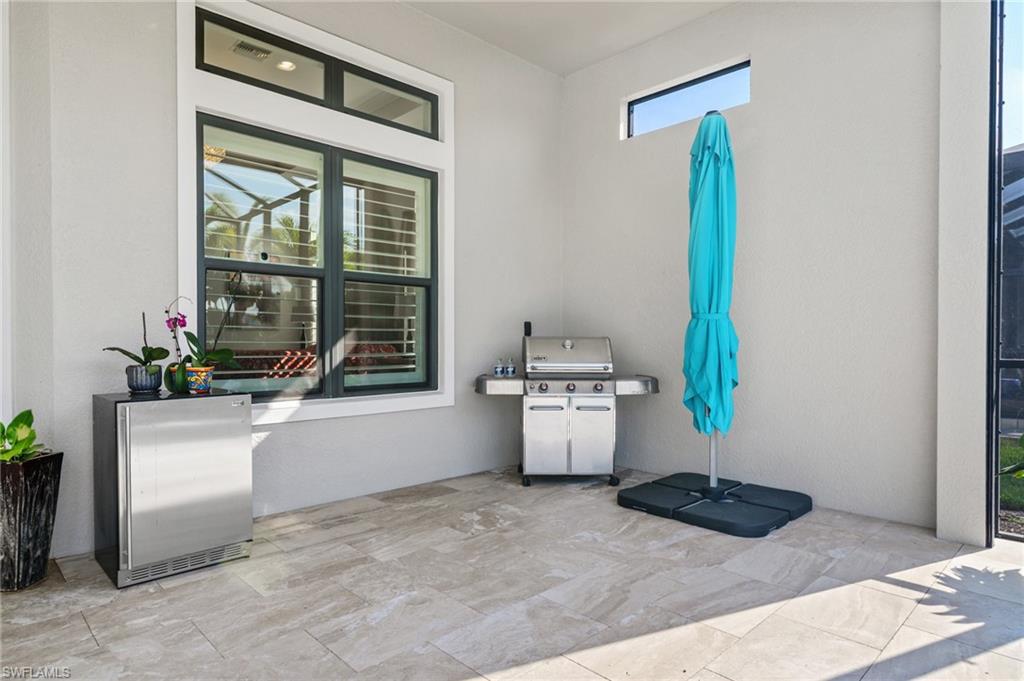 ESPLANADE - Residential