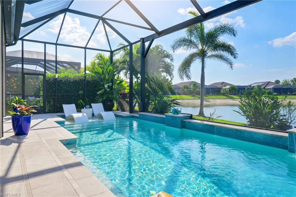 ESPLANADE - Residential