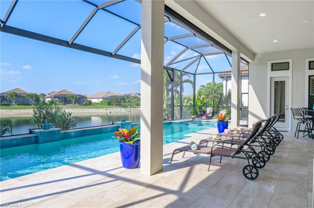 ESPLANADE - Residential