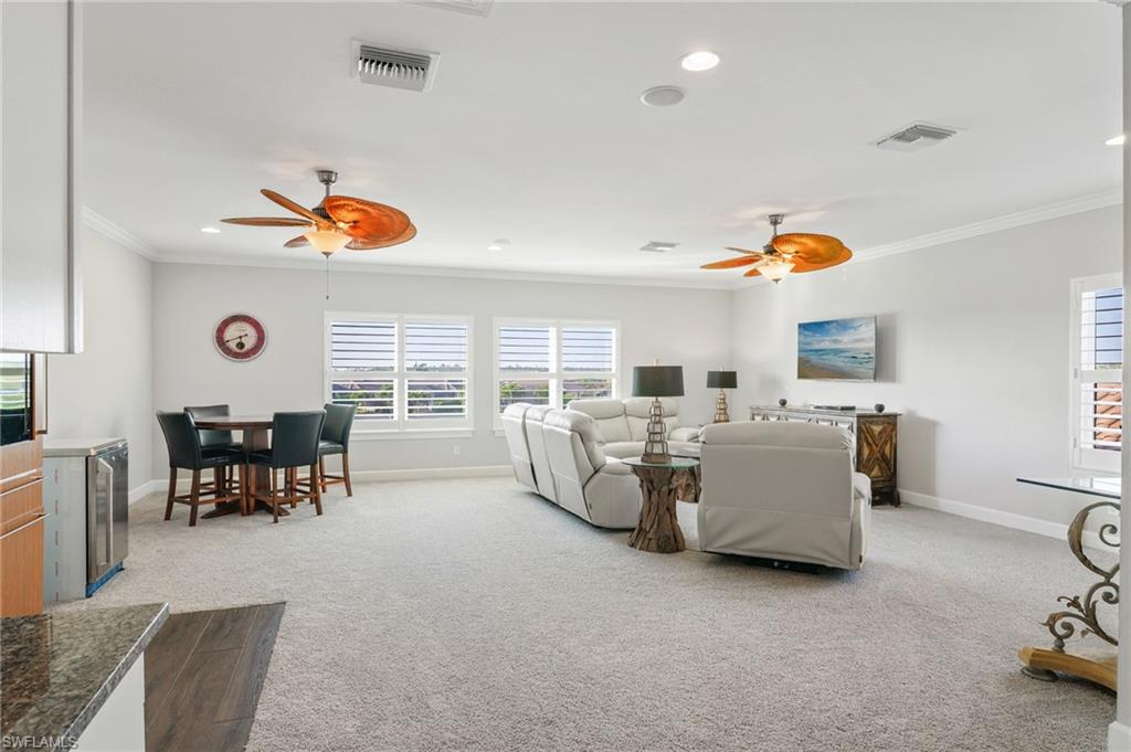 ESPLANADE - Residential