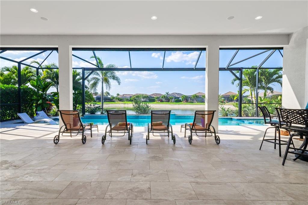 ESPLANADE - Residential